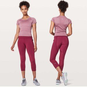 Lululemon Pace Rival Crop *22" in Ruby Wine